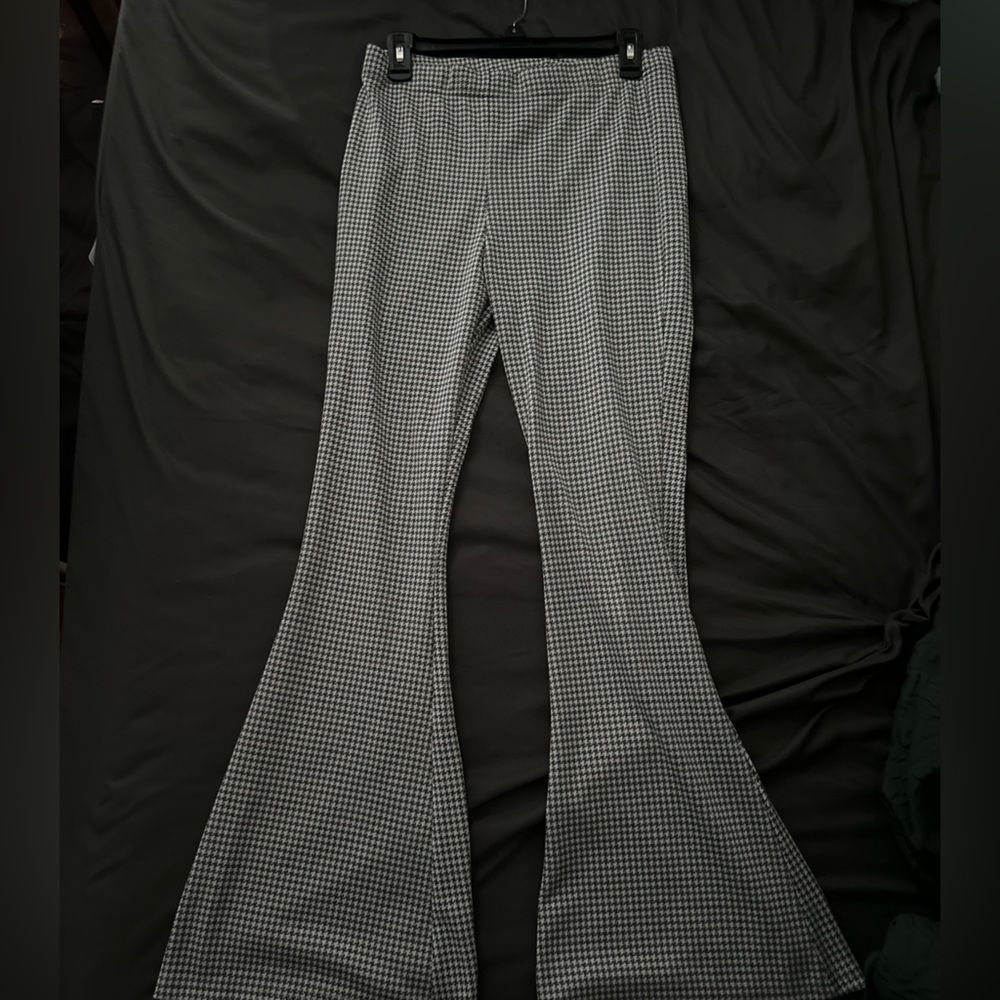 Flared checkered pants- never worn
